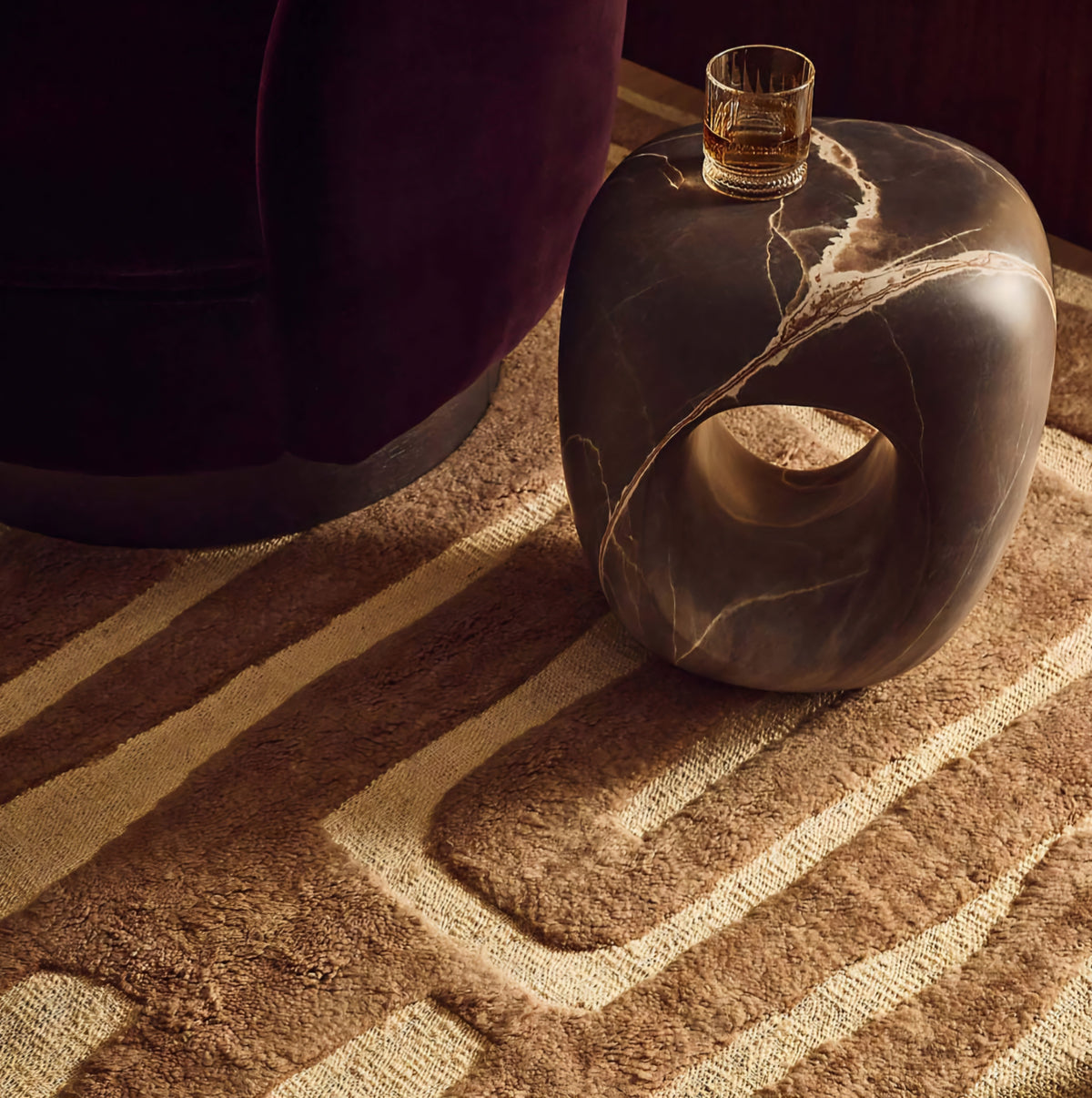 THE ONE × Koa — Marbled Resin Side Table