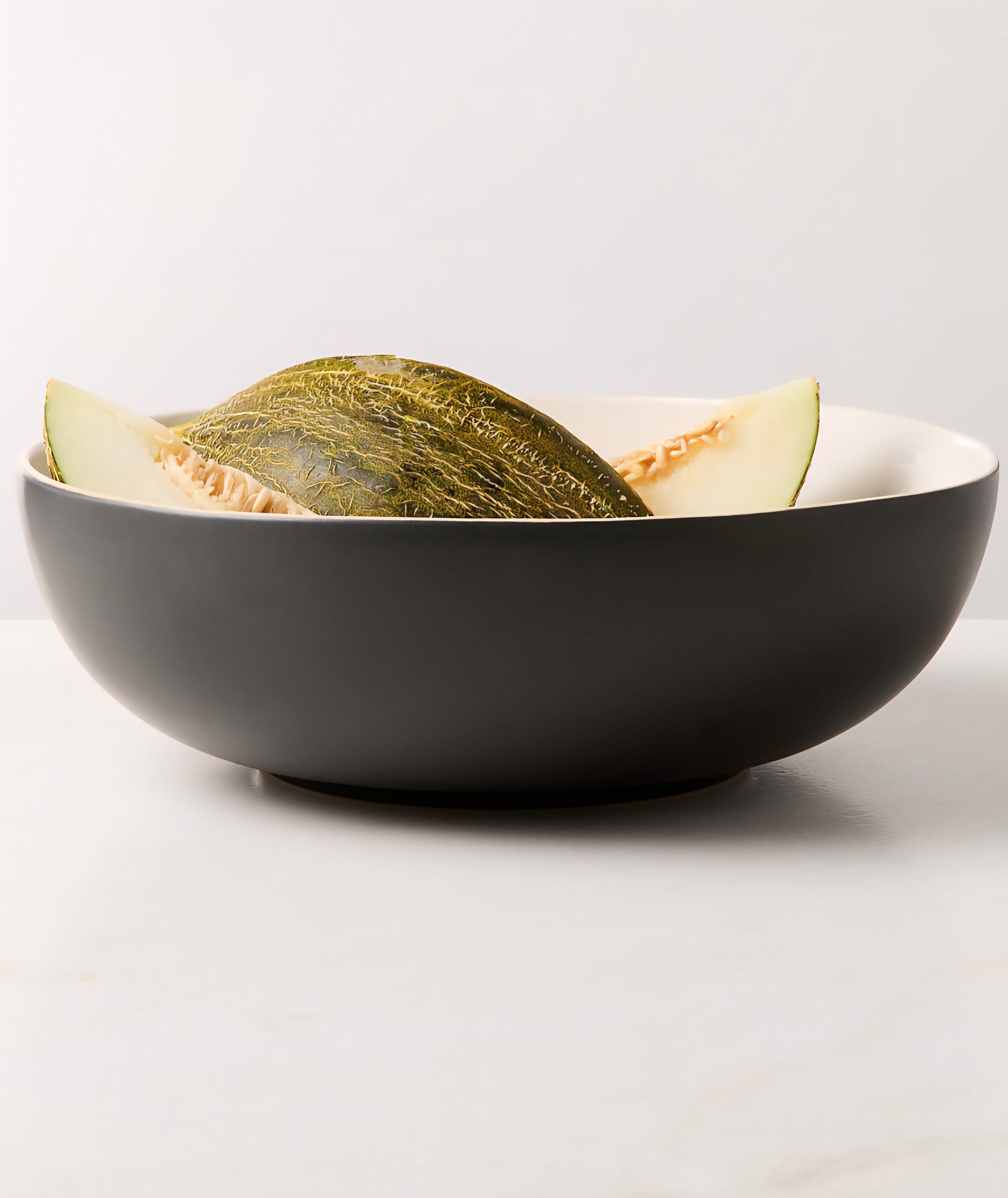 THE ONE × Kravitz — Barchan Stoneware Serving Bowl