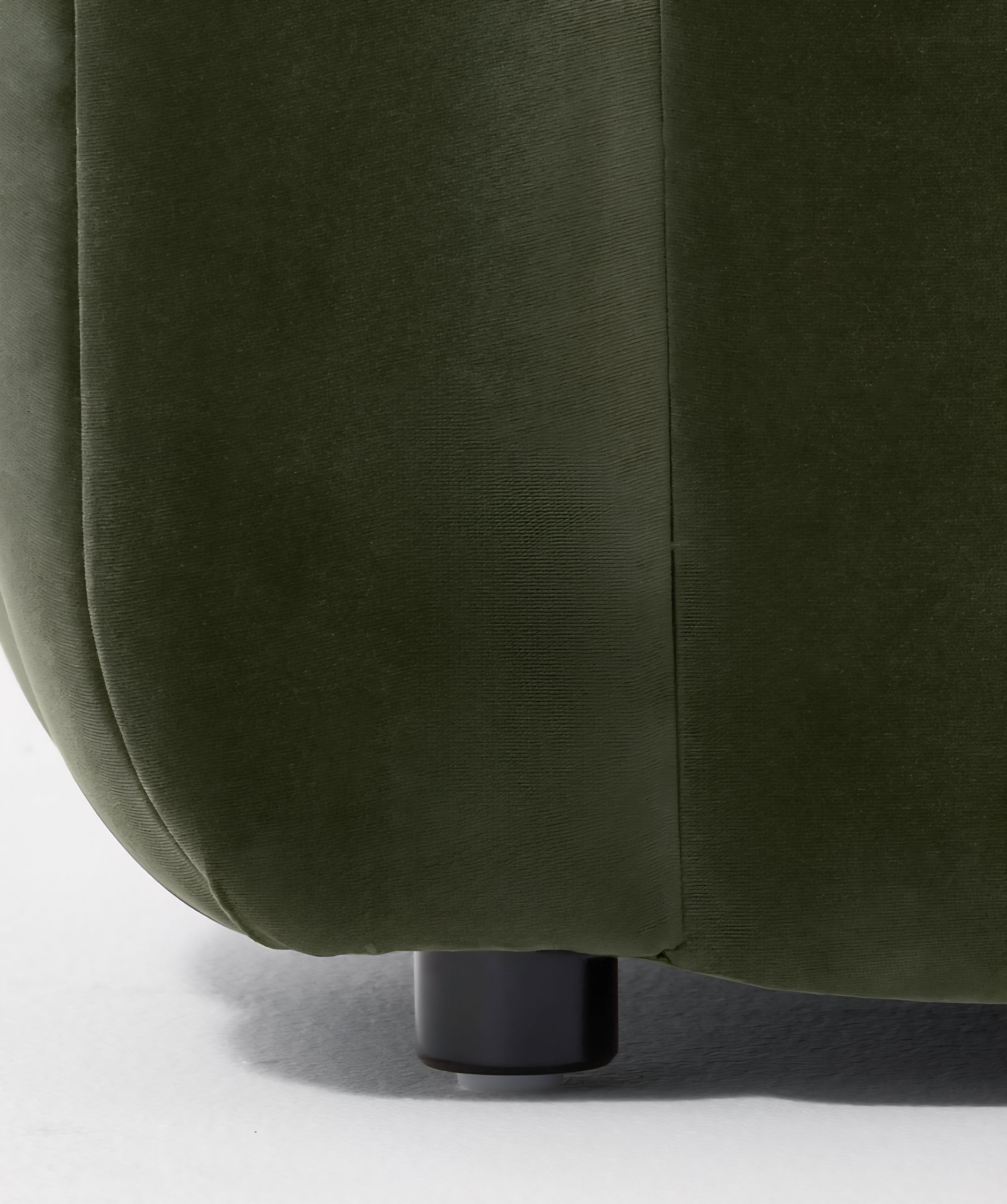 THE ONE × Fitz — Channeled White Boucle Loveseat