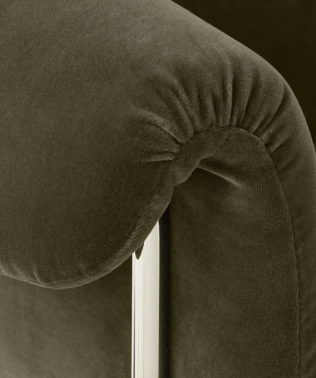 THE ONE × Saviti — Velvet Office Chair