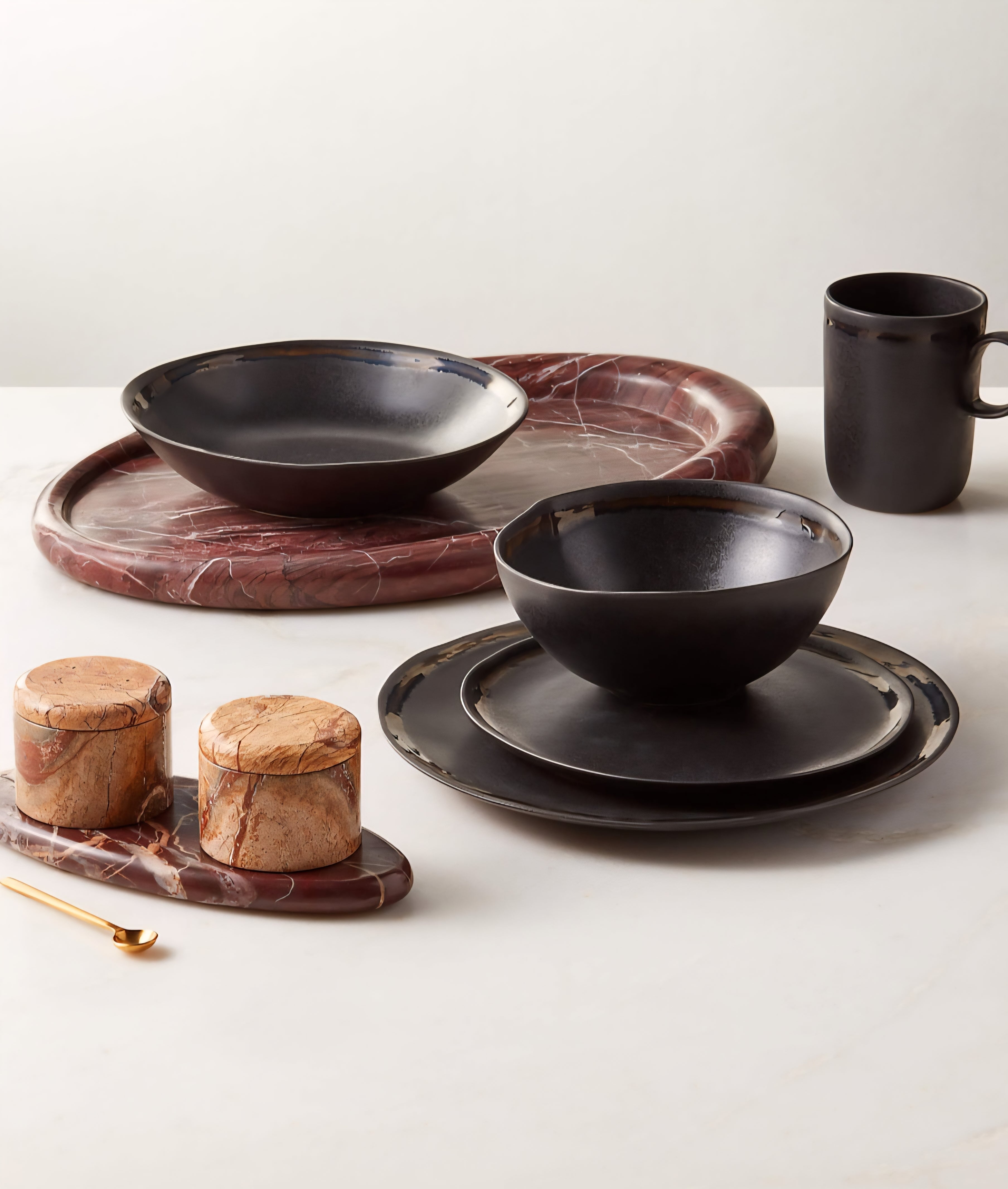 THE ONE × Zetes — Tan and Red Marble Salt Cellars, Set of 3