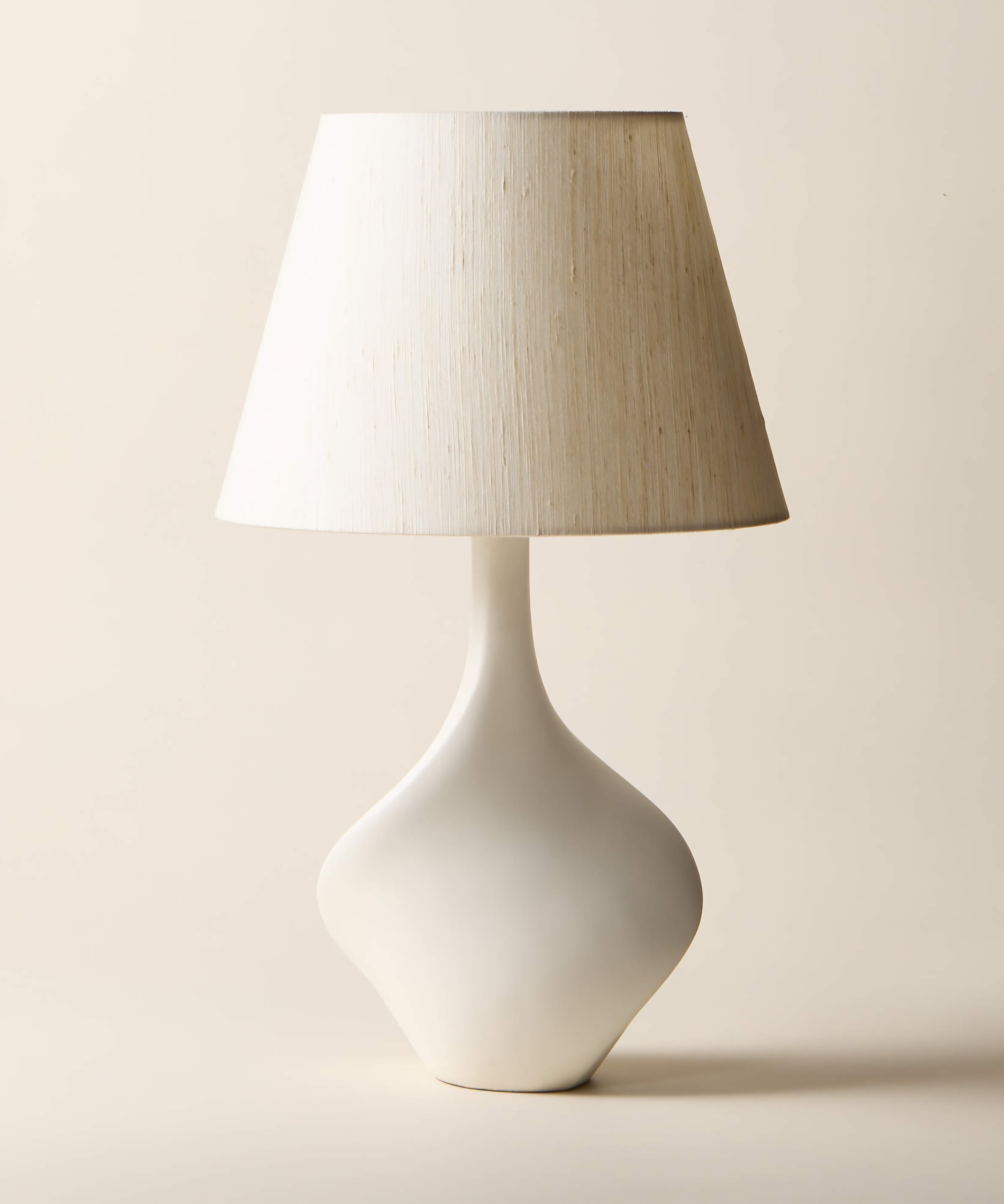 THE ONE × Valis — White Resin Table Lamp