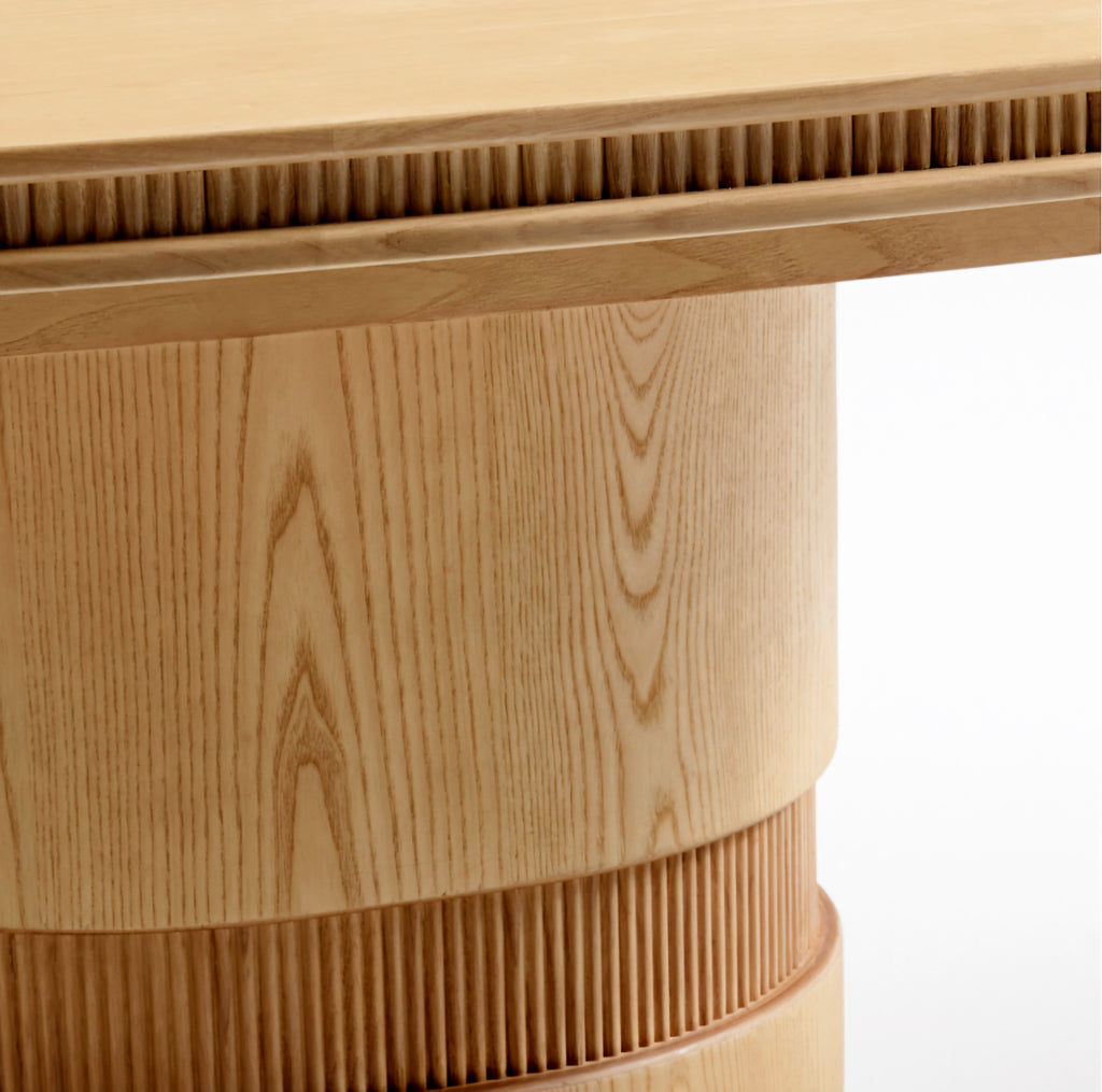 THE ONE × Roseau — 拡張式ペデスタルダイニングテーブル