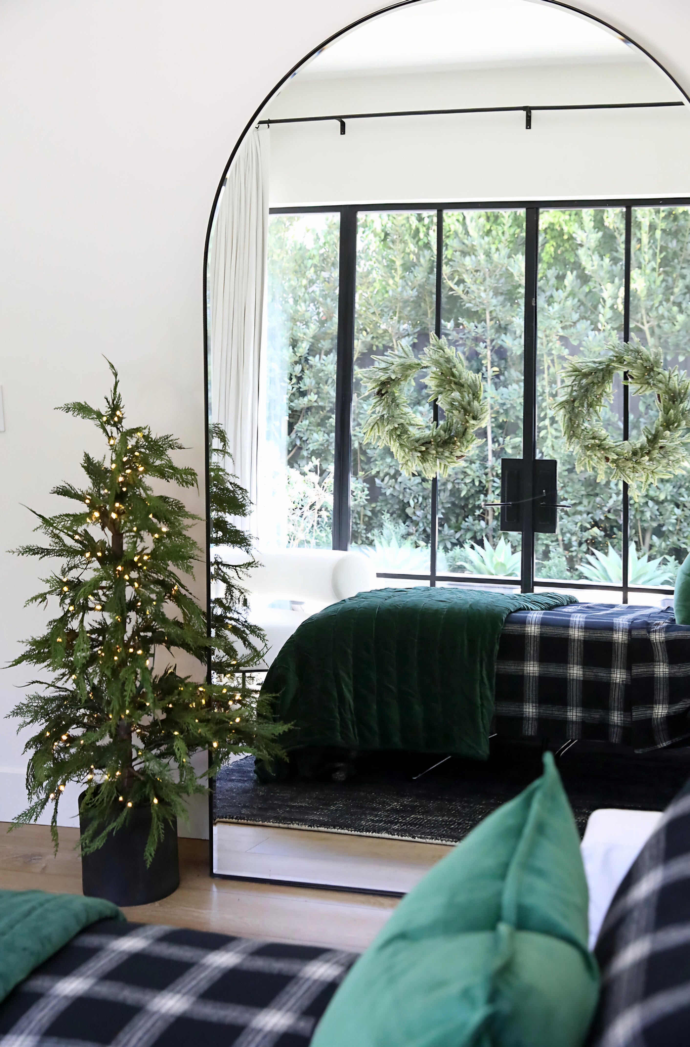 THE ONE × Edge — Extra-Large Brass Arch Floor Mirror